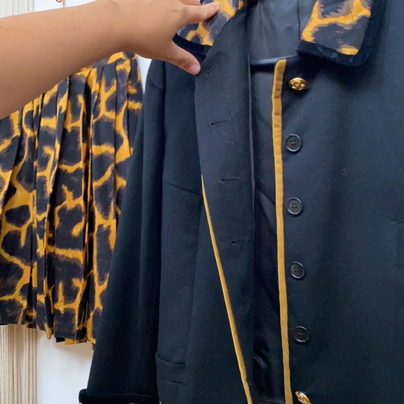 Versace vintage suit - Picture 9 of 16